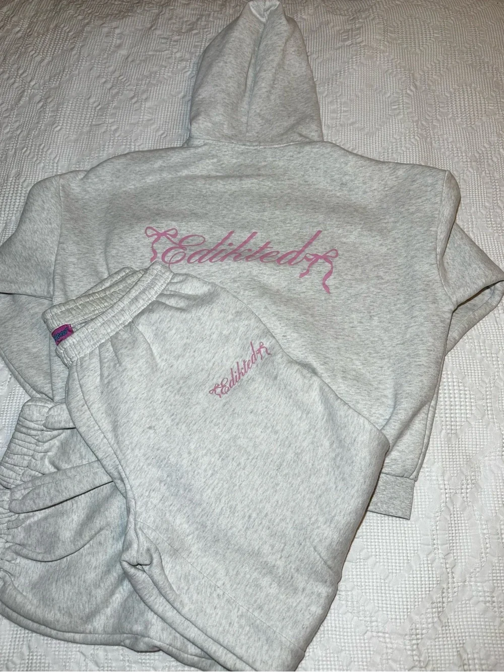 Edikted sweatshirt size